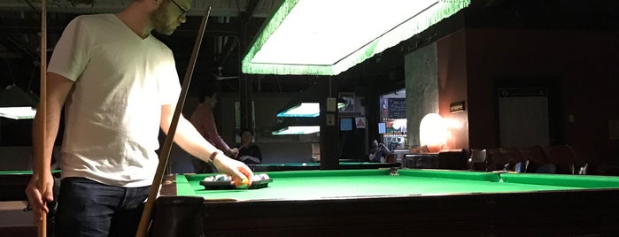 The Red Triangle Snooker Room is one of Hannah And Jamie's To Go List.