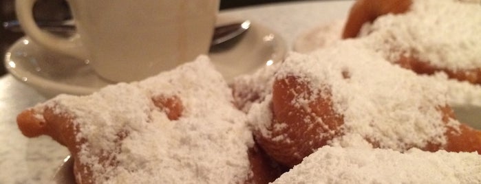 Café du Monde is one of New Orleans.