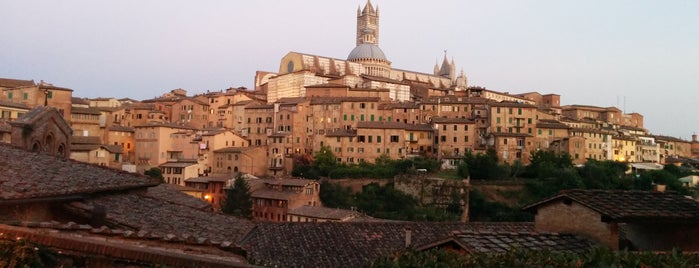 Il Pomodorino is one of Siena.