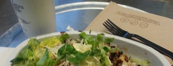 Chipotle Mexican Grill is one of Eduardo 님이 좋아한 장소.