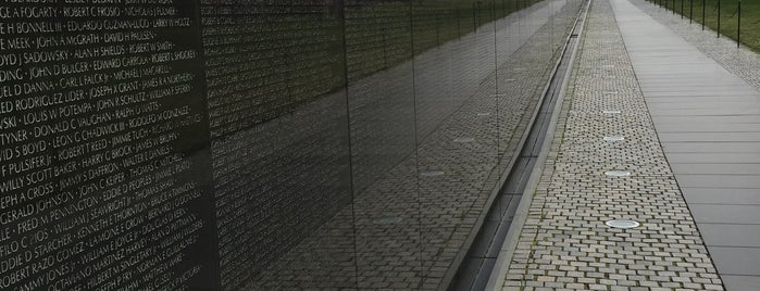Мемориал ветеранов Вьетнама is one of Sam : понравившиеся места.