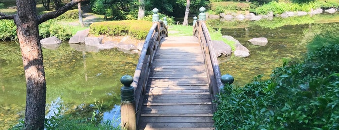 松景橋 is one of 栃木県中央公園内のベニュー.