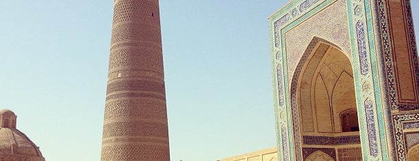 Kalyan Minaret is one of UZ.