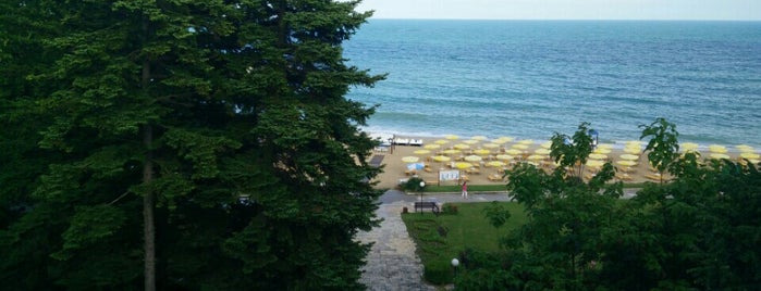 Hotel Lotos is one of Varna.