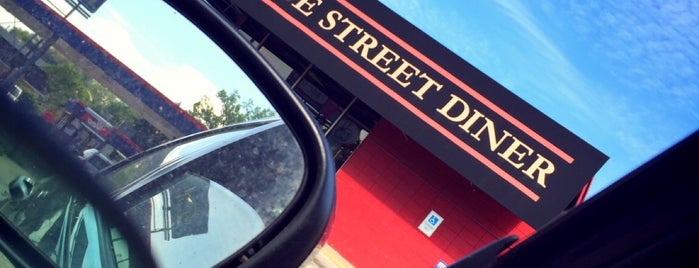 Monroe Street Diner is one of The 13 Best Diners in Toledo.