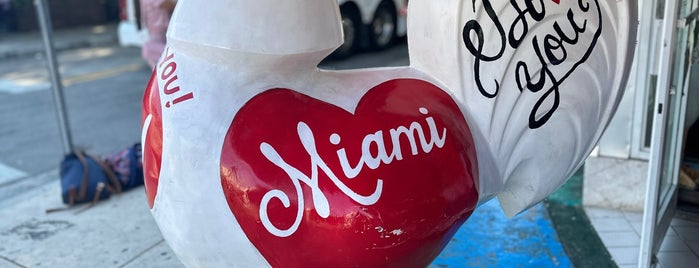Official Little Havana Visitor Center is one of MIAMI.
