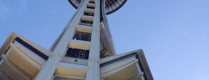 Space Needle is one of US - Must Visit ( West Cosat ).