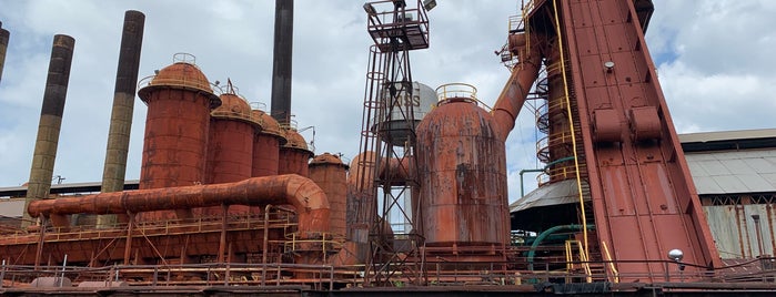 Sloss Furnace Visitors Center is one of Locais curtidos por Paula.