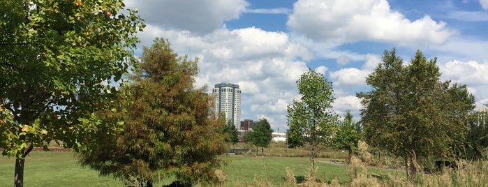 Railroad Park is one of Birmingham Wifi.