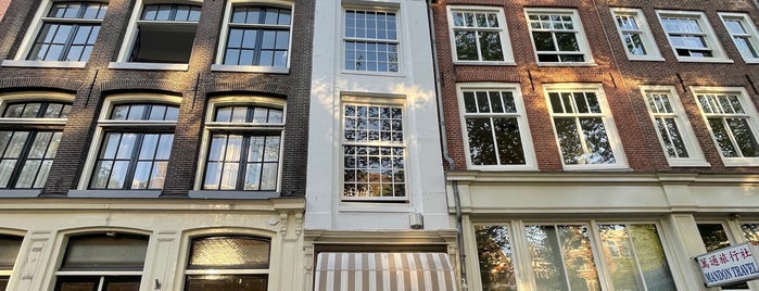 Rosalia's Menagerie Innupstairs is one of Amsterdam.