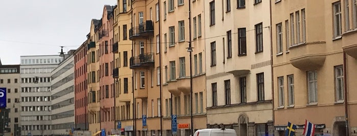 Hagagatan is one of Streets of Stockholm.
