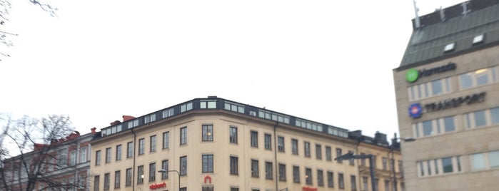 Olof Palmes gata/Vasagatan is one of Stockholm best: Sights & shops.