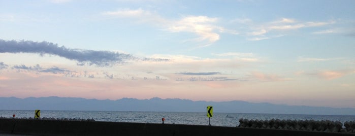 仏島 is one of 富山湾岸サイクリングコース.