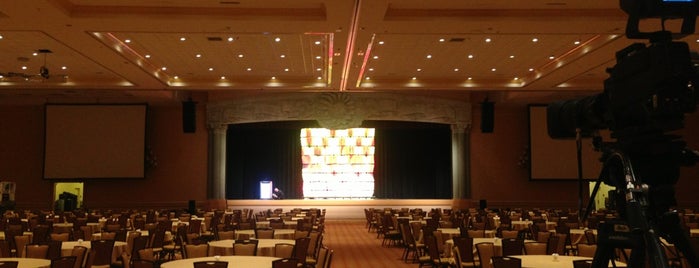 Gaylord Palms Osceola Ballroom is one of Derrickさんのお気に入りスポット.