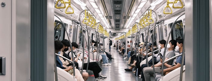 Samjeon Stn. is one of 수도권 도시철도 2.