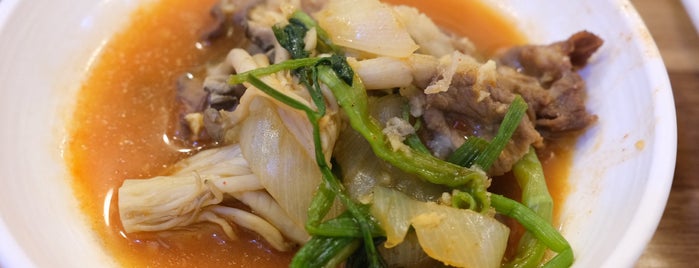 가양칼국수 버섯매운탕 is one of Korean foods.