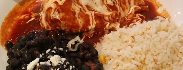 La Palapa, Mexican Cuisine & Mezcal Bar is one of Lugares favoritos de Tiona.