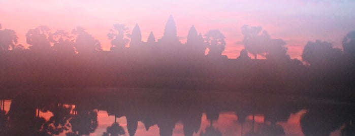 シェムリアップ is one of Siem Reap.