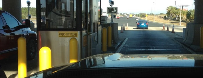 Leesburg Barrier Toll Plaza is one of Deborahさんのお気に入りスポット.