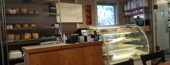 Blue Ribbon Cafe & Bakery is one of Bakery.