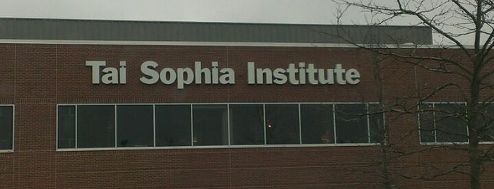 Tai Sophia Natural Care Center is one of Tempat yang Disukai Eric.