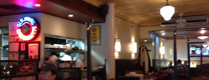 Old John's Luncheonette is one of Tempat yang Disukai Philip A..