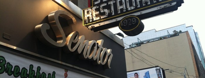 The Senator Restaurant is one of Orte, die Mary gefallen.