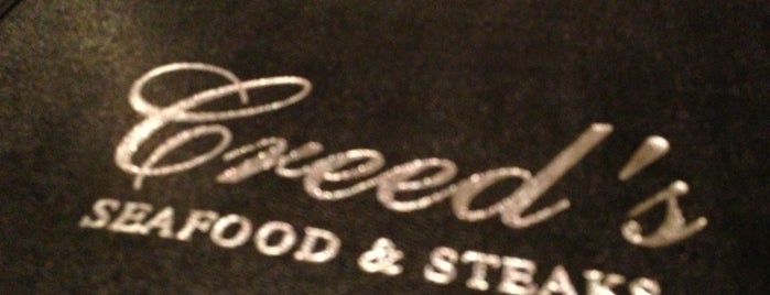Creed's Seafood & Steaks is one of Locais curtidos por JAMES.