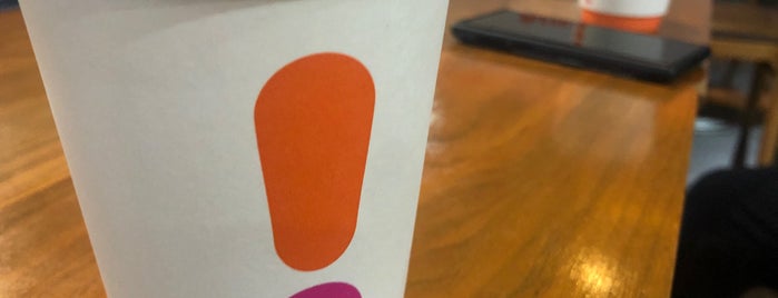 Dunkin' is one of Lugares favoritos de Martin D..