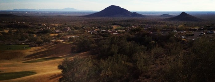 McDowell Mountain Scenic View is one of Lugares favoritos de John.