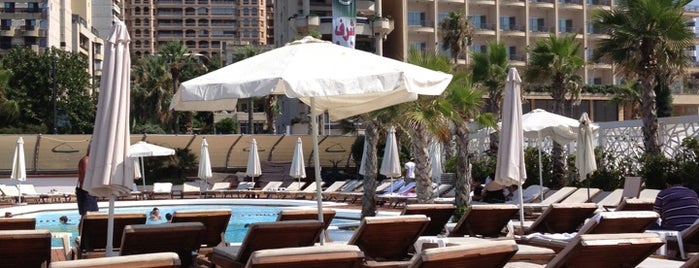 Riviera Beach & Lounge is one of Beirut.