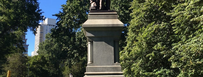 Statue of Daniel Webster is one of Central Park🗽.