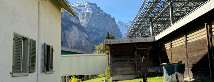 Bahnhof Lauterbrunnen is one of Orte, die Mirna gefallen.