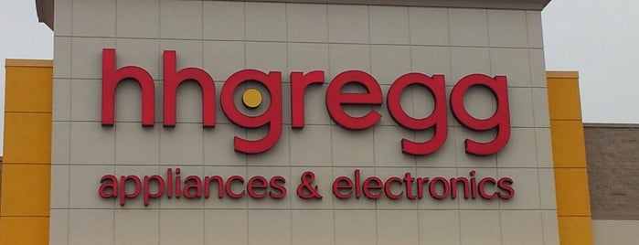 hhgregg is one of Joanneさんのお気に入りスポット.