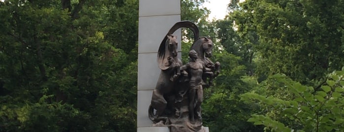 Battle Of Nashville Monument is one of Huntsville Trip.