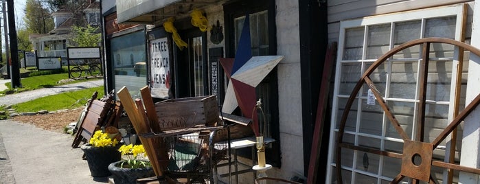 Three French Hens is one of Antique Nashville.