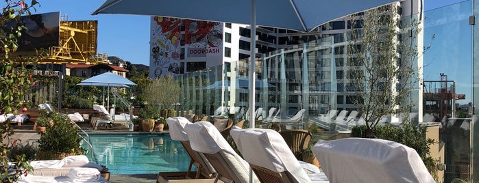 1 Hotel Pool is one of Orietta'nın Beğendiği Mekanlar.