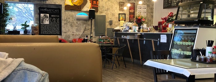 Mon Viet Cafe is one of Davidさんのお気に入りスポット.