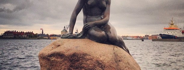 Den Lille Havfrue | The Little Mermaid is one of Копенгаген.