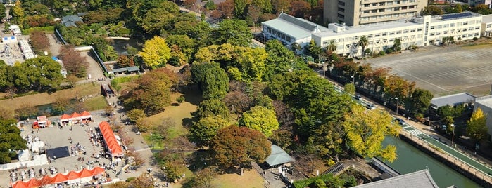 静岡県庁別館 展望ロビー is one of Tempat yang Disukai Masahiro.
