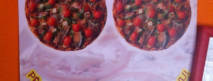 Maxi Pizza is one of Andrejs 님이 좋아한 장소.