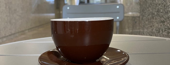 Koffie is one of Danさんのお気に入りスポット.