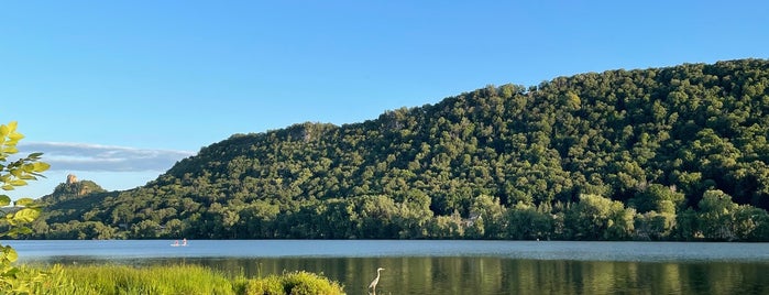 Lake Winona is one of common places.
