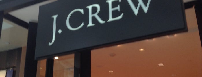 J.Crew is one of Orte, die The Hair Product influencer gefallen.