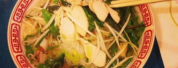 Phở Hòa is one of Gabrielaさんのお気に入りスポット.
