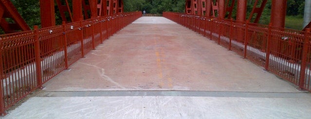 Old Red Bridge is one of Crystal’s Liked Places.