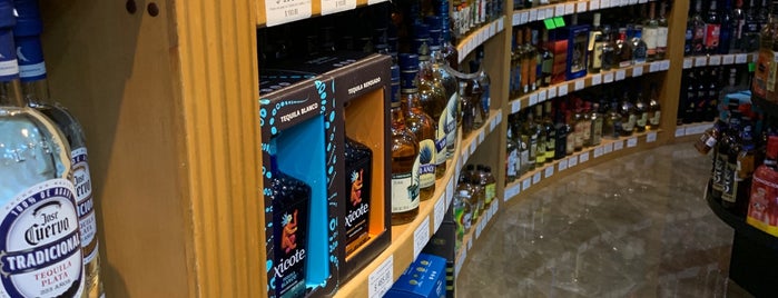 Bodegas Alianza La Tolana is one of The 11 Best Liquor Stores in Mexico City.