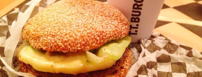 T.T. Burger is one of The 9 Best Places for Cheeseburgers in Rio De Janeiro.