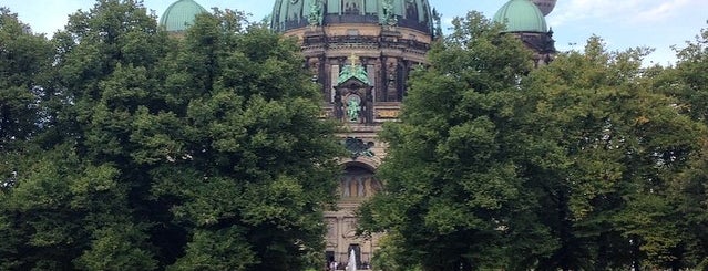 Catedral de Berlín is one of Berlin-Baltic-NorthSea-Amster.