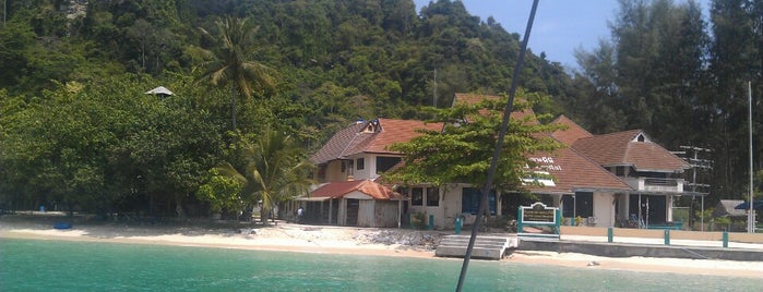 Phi Phi Pier is one of Andaman Sea.